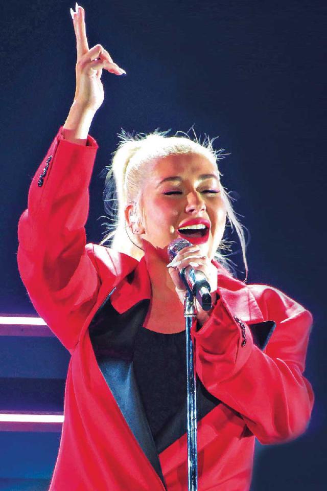 كريستينا أغيليرا