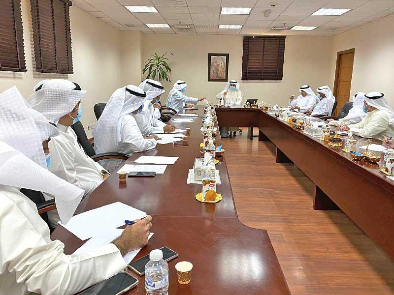 المنفوحي مترئساً اجتماع اللجنة الفرعية للانتخابات