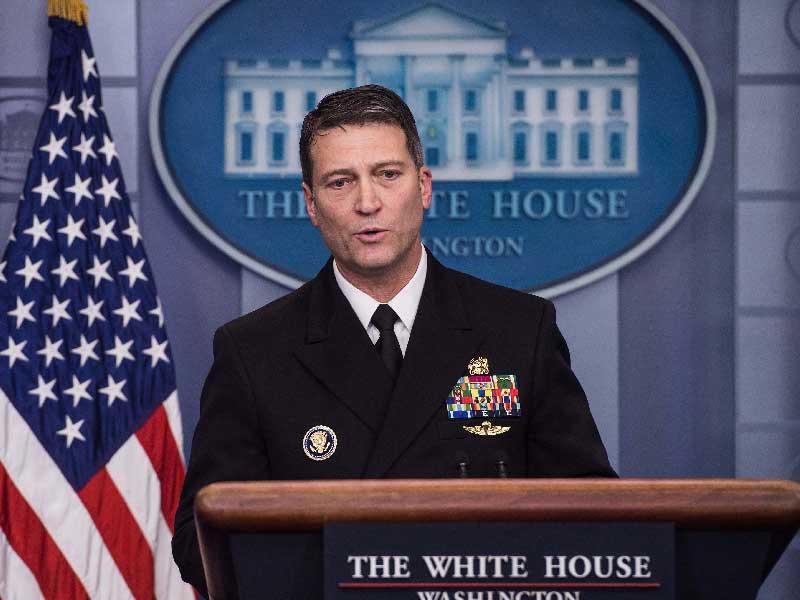 الطبيب الخاص السابق للبيت الأبيض روني جاكسون