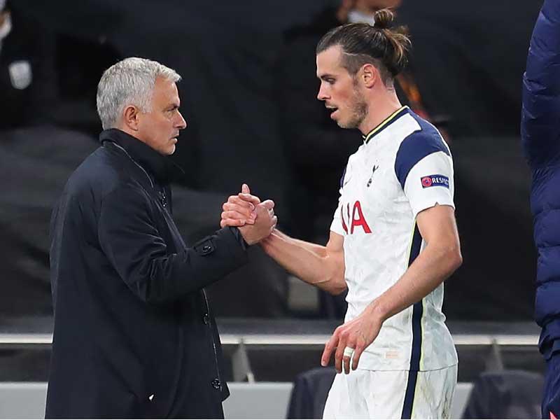 غاريث بيل نجم توتنهام والمدرب مورينيو