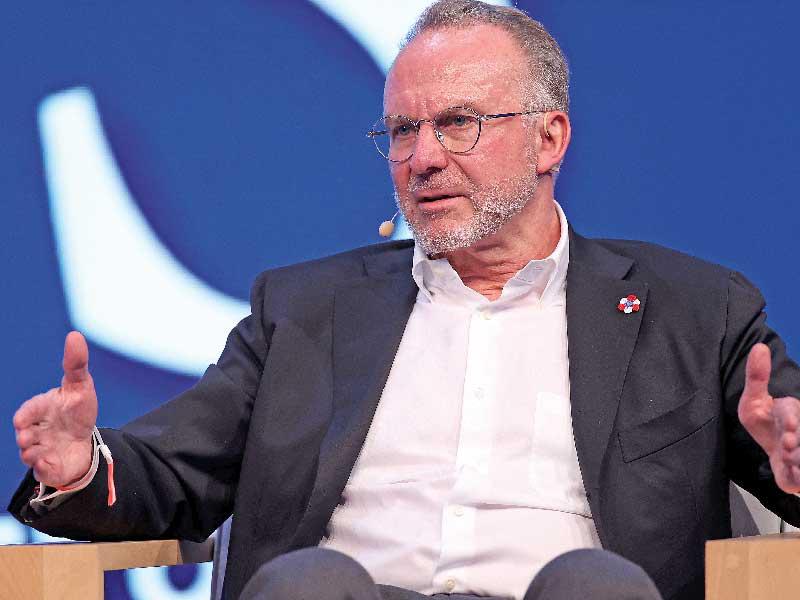 الرئيس التنفيذي لنادي بايرن ميونيخ الألماني لكرة القدم كارل هاينز رومينيغه