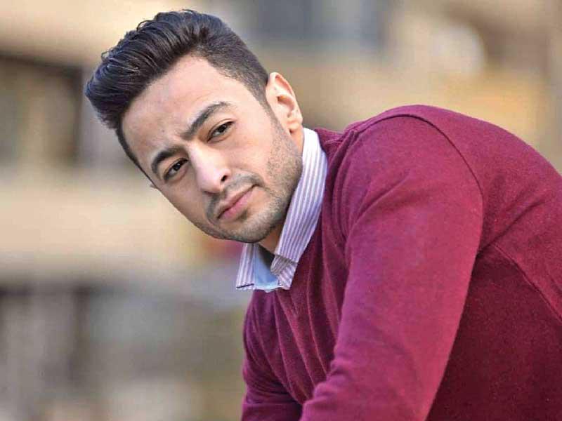 الفنان حمادة هلال