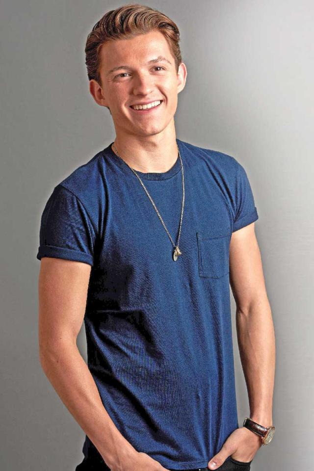 الممثل العالمي توم هولاند 