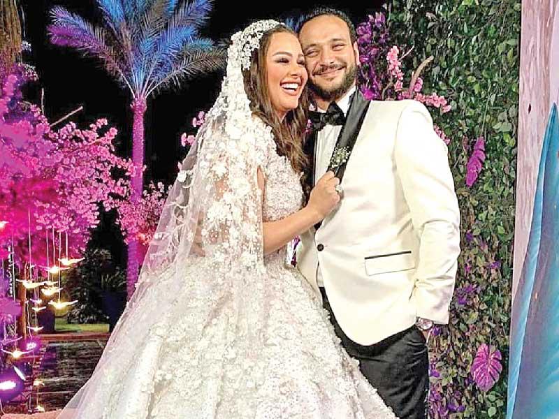 أحمد خالد صالح وعروسه هنادي