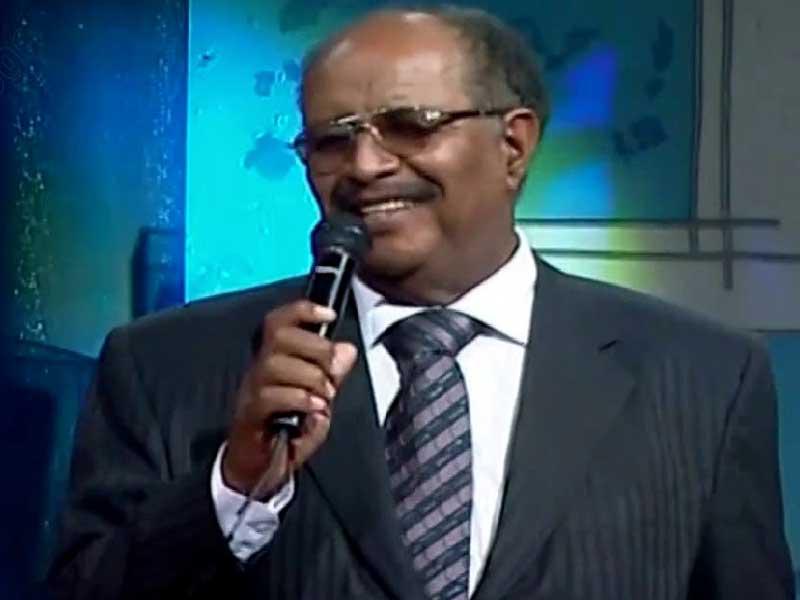 الفنان والموسيقي السوداني عثمان مصطفى