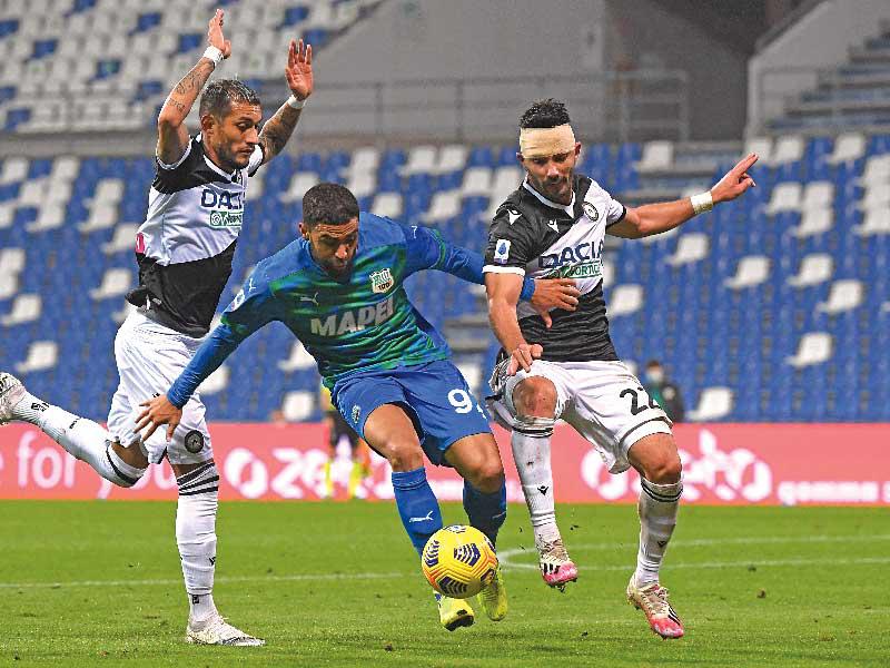 جانب من مباراة ساسوولو وأودينيزي