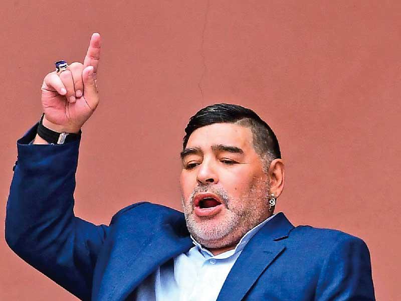 دييغو مارادون