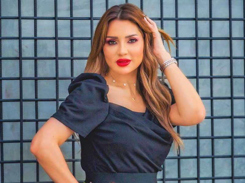 الفنانة عبير أحمد