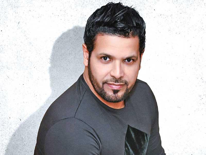 الفنان الإماراتي عبدالمنعم العامري 