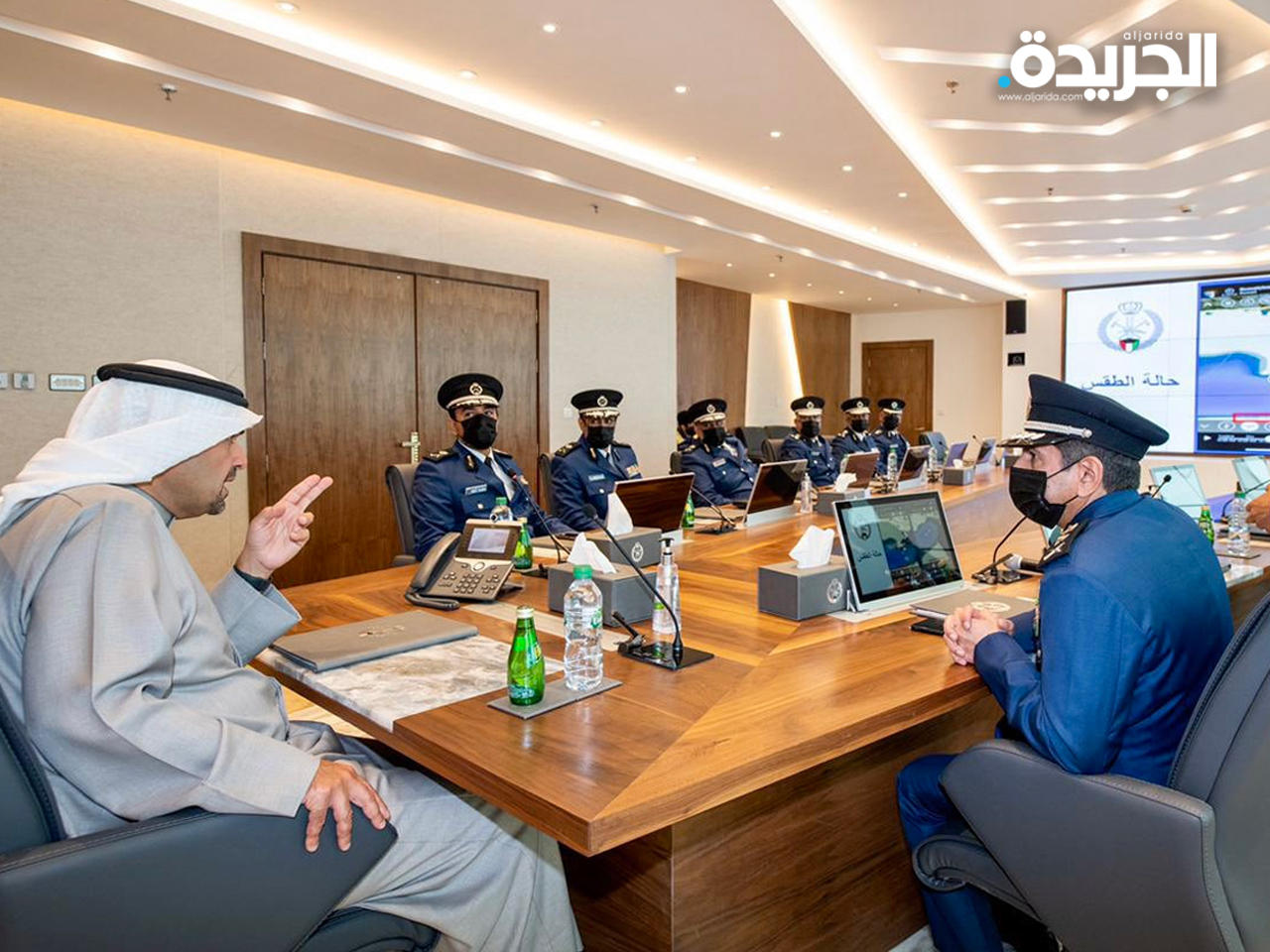 وزير الداخلية أثناء زيارته التفقدية لغرفة الحوادث الكبرى