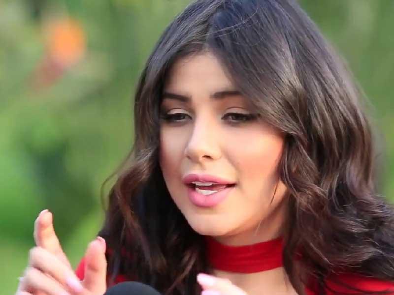 الفنانة المغربية حنان الخضر