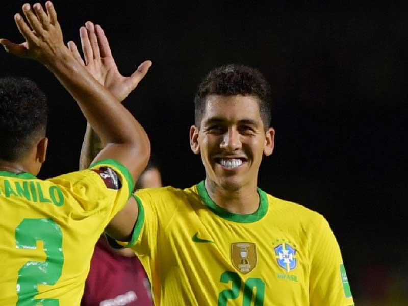 المهاجم روبرتو فيرمينو