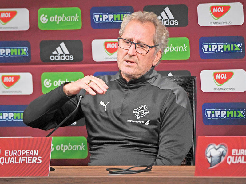 السويدي إريك هامرين مدرب منتخب آيسلندا