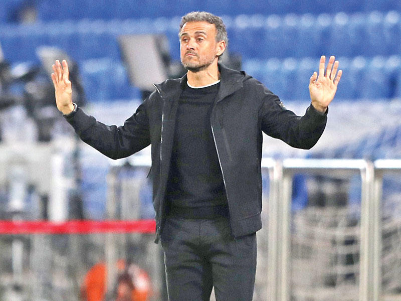 لويس إنريكي مارتينيز المدير الفني لإسبانيا