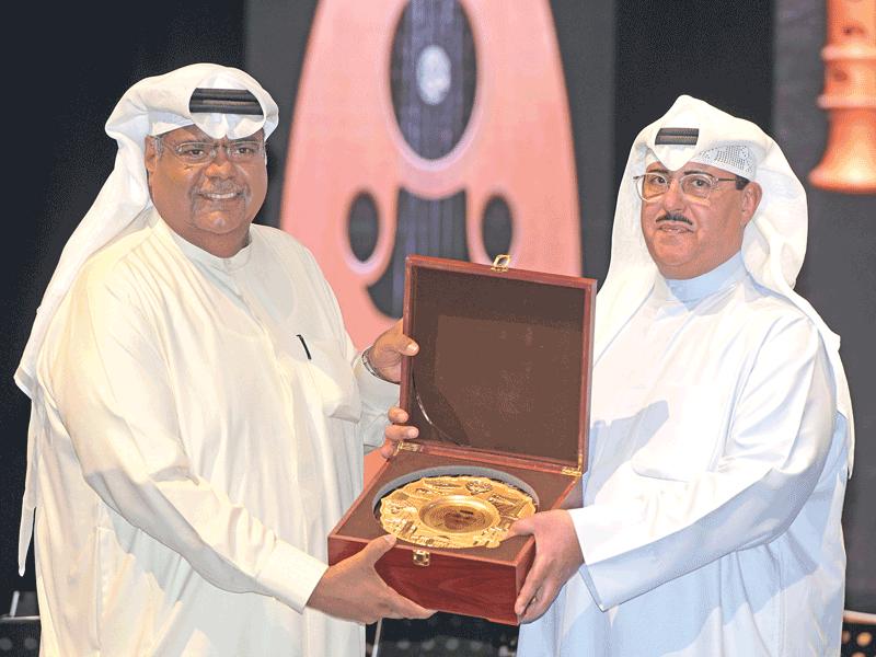 أنور عبدالله وفهد المبارك