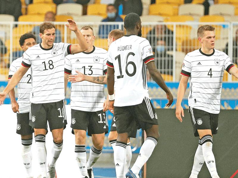 لاعبو المنتخب الألماني خلال مباراة سابقة