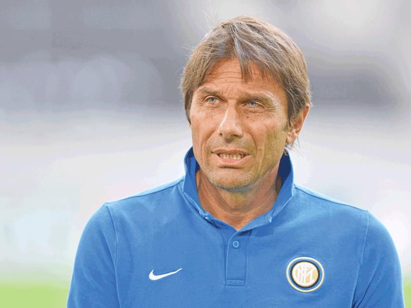 أنطونيو كونتي  المدير الفني لإنتر ميلان الإيطالي