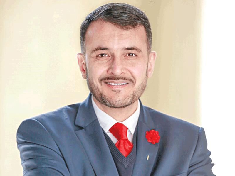 المدير العام لشركة  يوتيرن للاستشارات الإدارية، د. نزار بيضون 