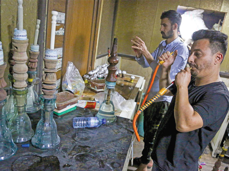 صاحب المقهى في كربلاء