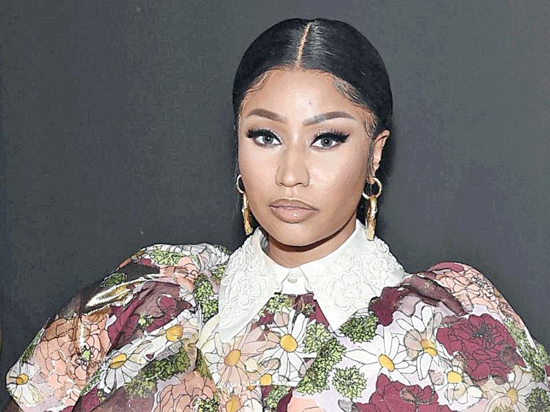 النجمة العالمية نيكي ميناج