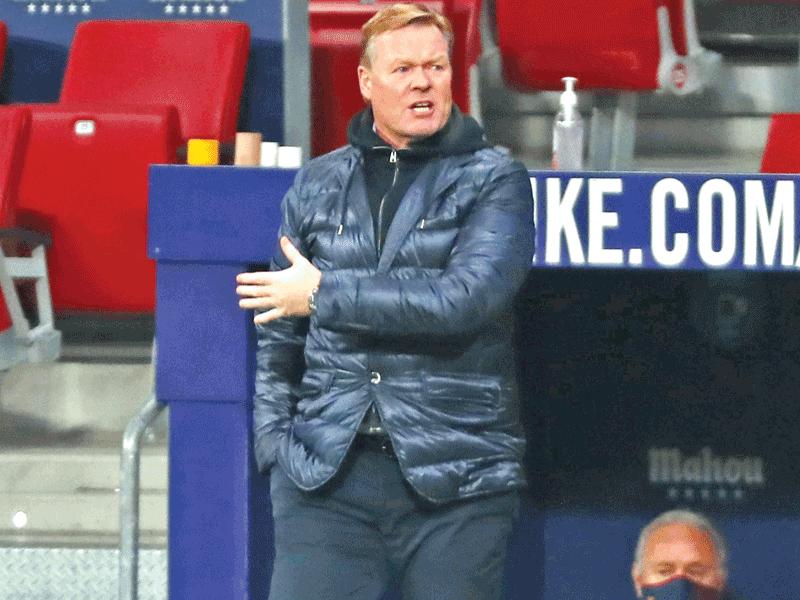 المدير الفني لبرشلونة الهولندي رونالد كومان