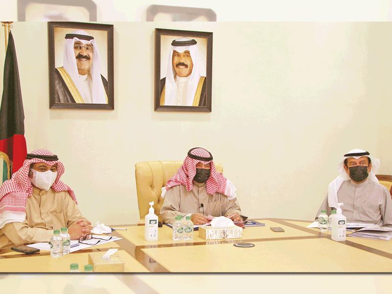 نائب وزير الخارجية خالد الجارالله خلال الاجتماع