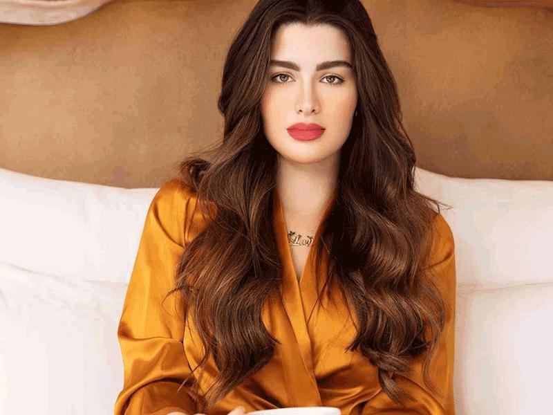 الفاشينستا الكويتية روان بن حسين