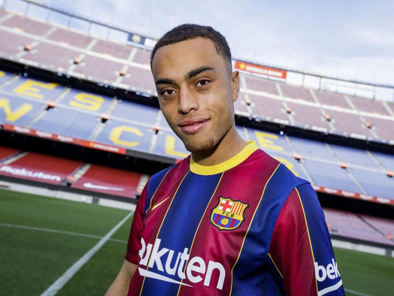 الظهير الأميركي لفريق برشلونة سرجينيو ديست