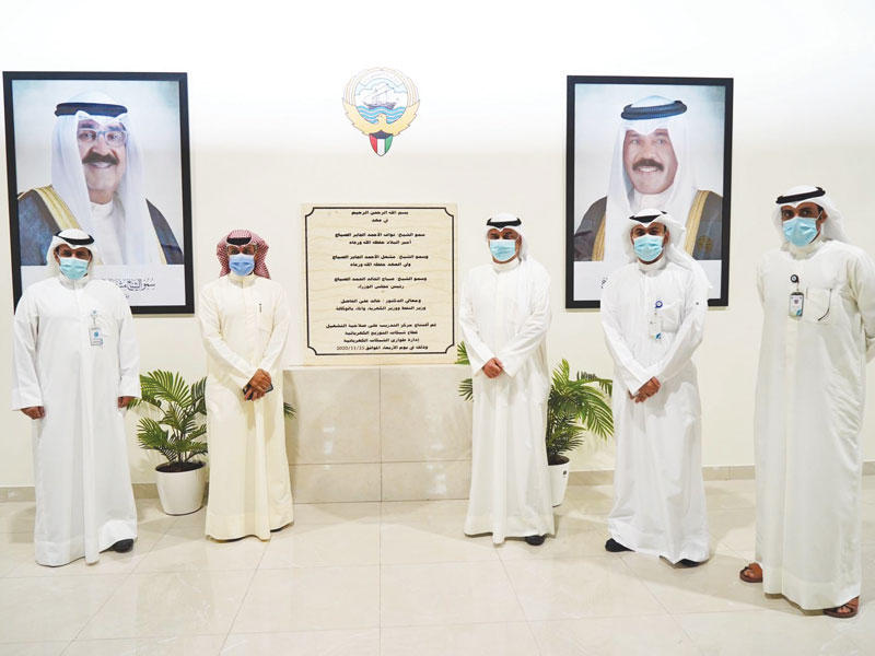  وزير النفط وزير الكهرباء والماء بالوكالة د. خالد الفاضل خلال افتتاح مركز تدريب شبكات التوزيع  