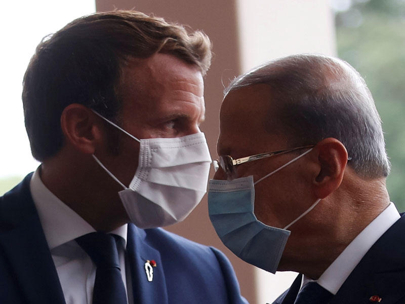 الرئيس الفرنسي إيمانويل ماكرون والرئيس اللبناني ميشال عون