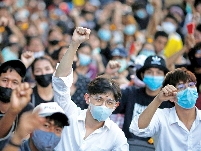 مظاهرات واحتجاجات كبيرة مناهضة للحكومة في تايلند