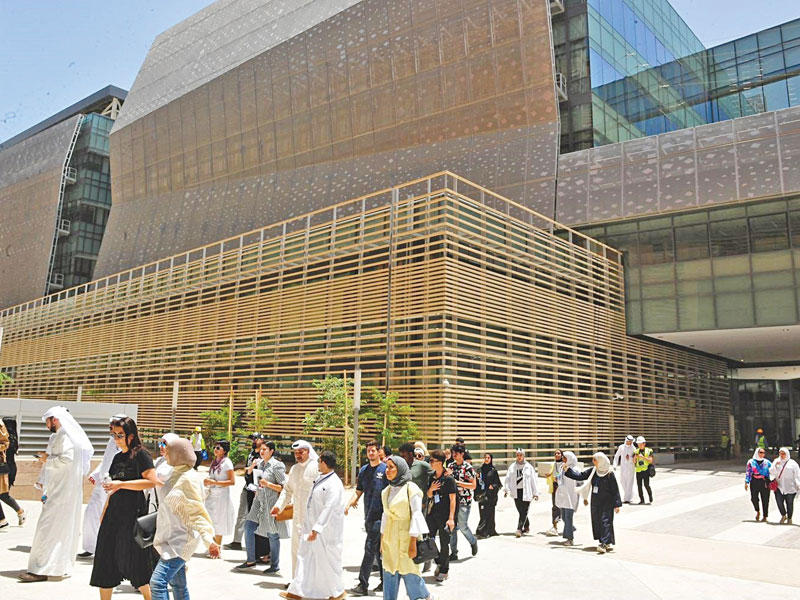 منشآت وكليات حديثة لجامعة الكويت