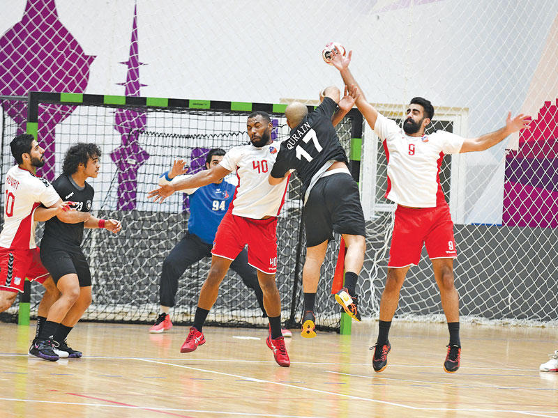 جانب من مباراة الكويت وبرقان 