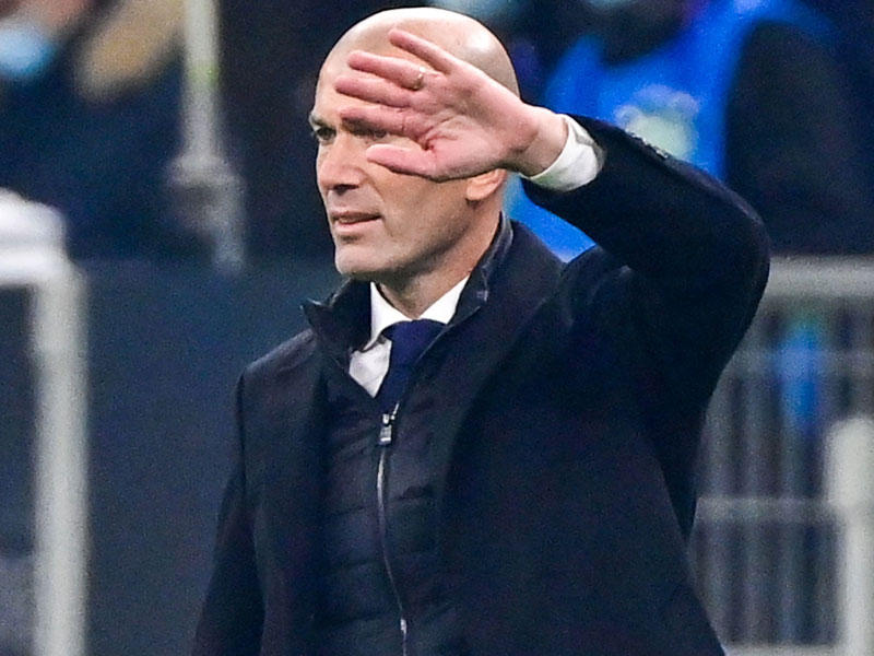 زين الدين زيدان  المدير الفني لريال مدريد