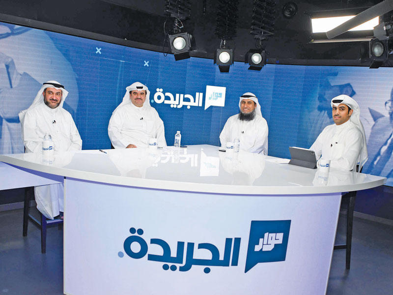 جانب من «حوار الجريدة» (تصوير عوض التعمري)