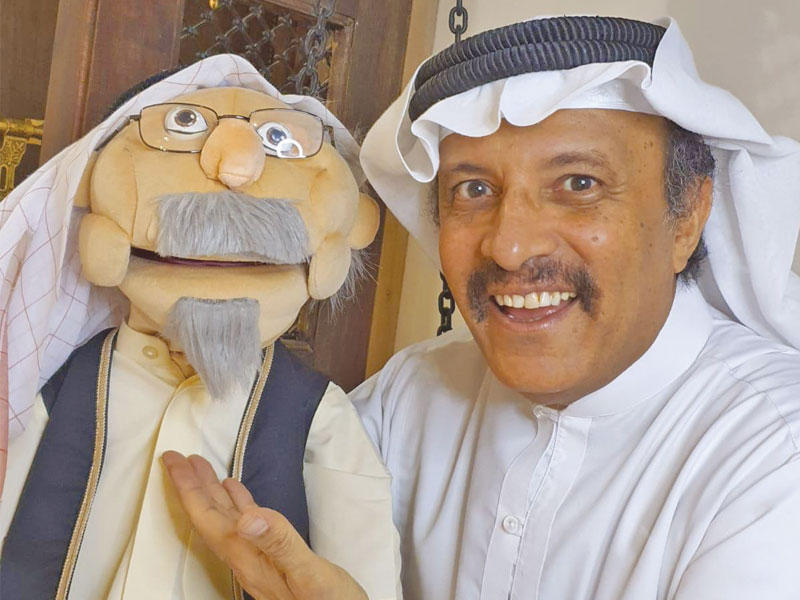 الفنان عبدالناصر الزاير مع شخصية أبو فرحان