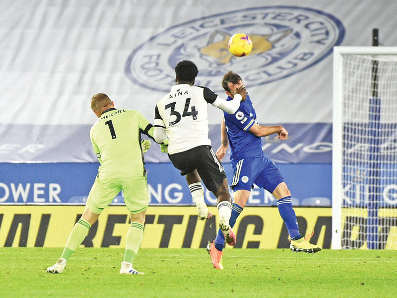 جانب من مباراة فولهام وليستر سيتي