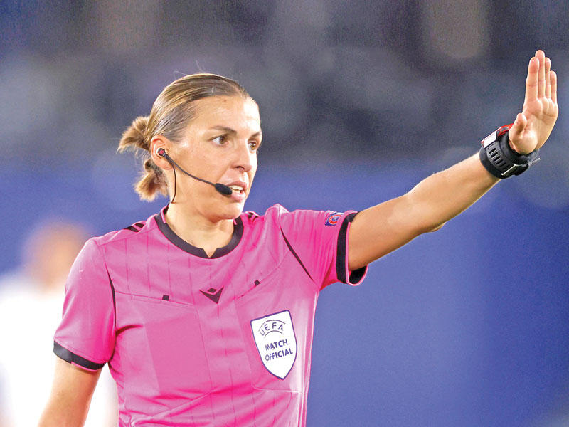 الفرنسية ستيفاني فرابار 