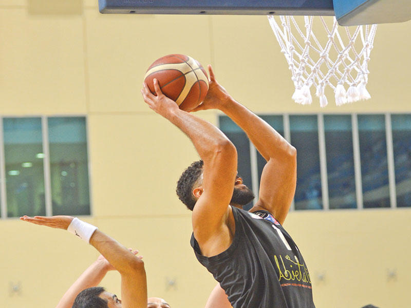 محاولة تسجيل تحت سلة الأبيض