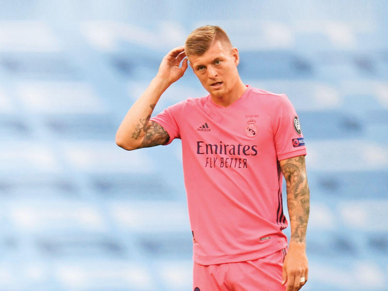 توني كروس لاعب وسط ريال مدريد الإسباني