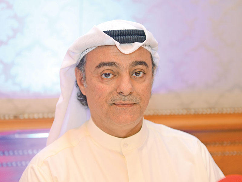 نائب رئيس مجلس إدارة البنك، المدير العام، صلاح المضف