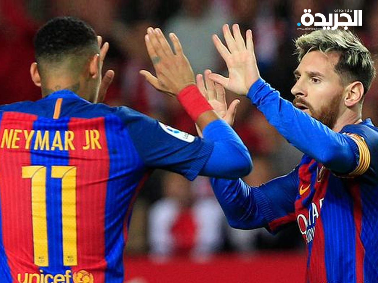 ميسي ونيمار بزي نادي برشلونة