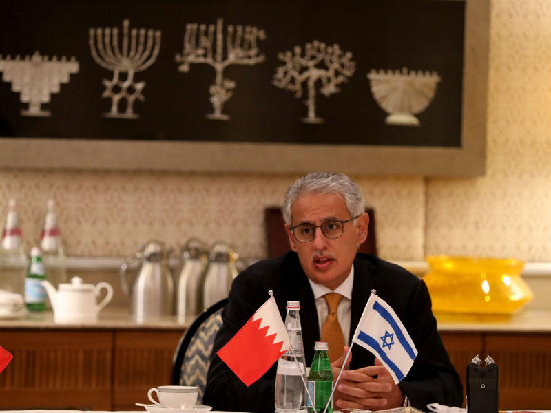 وزير الصناعة والتجارة والسياحة البحريني زايد الزياني