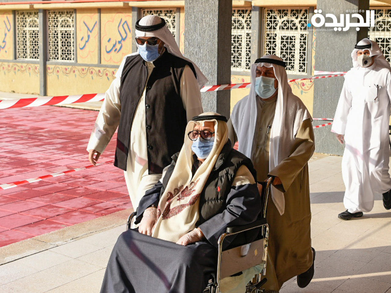 كبار السن أول المشاركين في «أمة 2020».. في الساعات الأولى