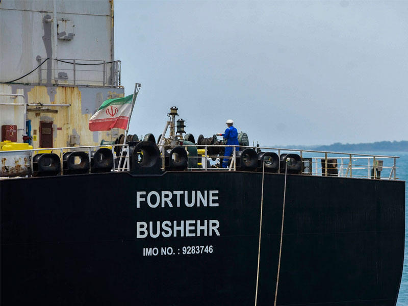 أسطول نفطي إيراني إلى فنزويلاn