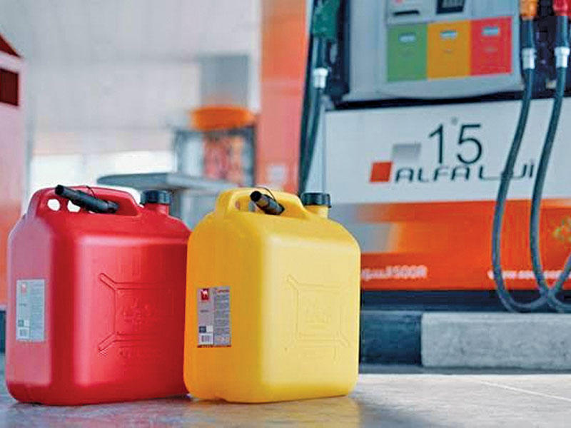 «السور للوقود» توفر عبوات «JERRYCAN» بمحطاتها