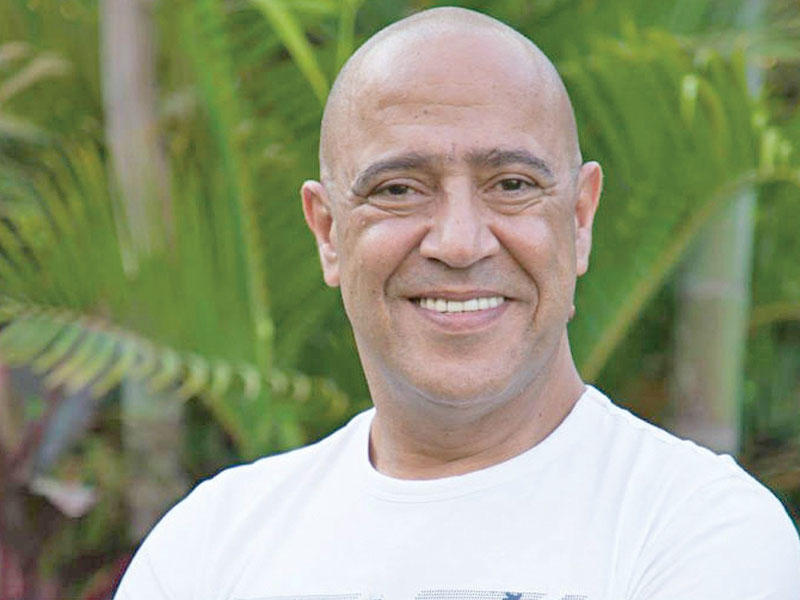 الفنان أشرف عبدالباقي 