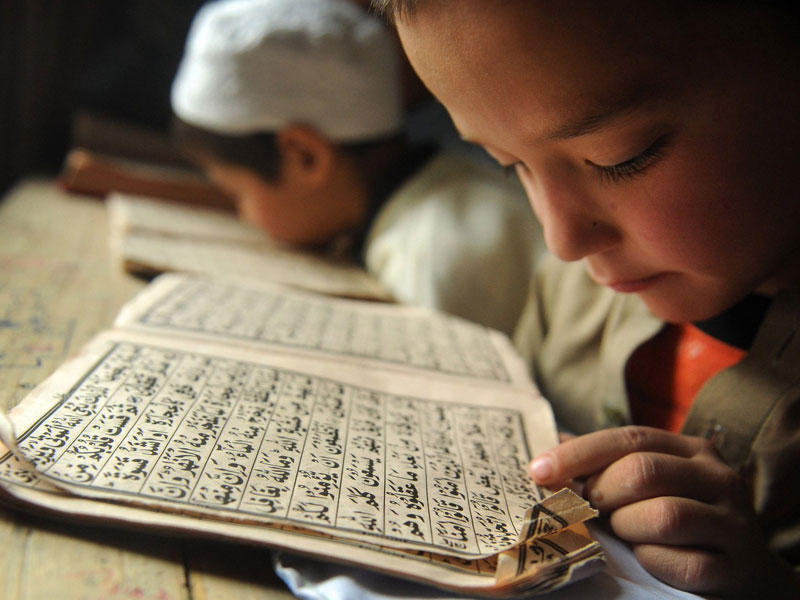 وزارة التعليم الأفغانية طلاب الابتدائية سيتعلّمون في المساجد