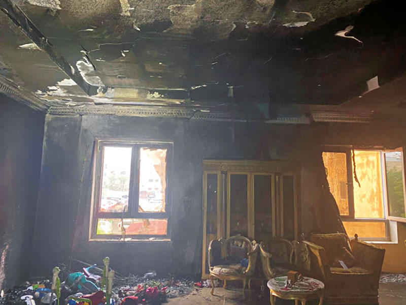 آثار الحريق بالمنزل 