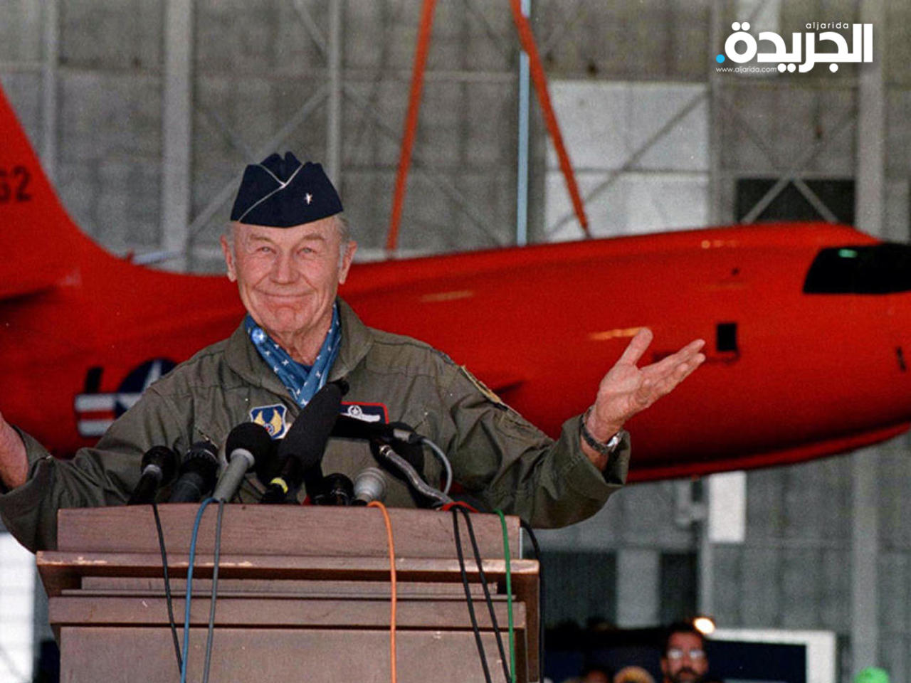 أسطورة الطيران الأميركي تشارلي «تشاك» ييغر
